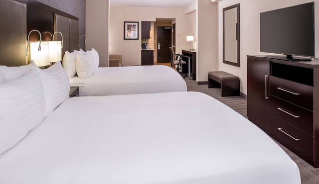 Holiday Inn Express & Suites Monroe by IHG