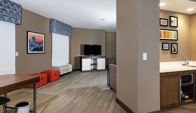 Hampton Inn & Suites Columbia Killian Road
