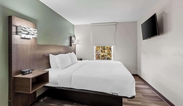 Quality Inn & Suites Columbia Harbison