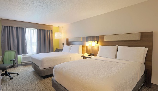 Holiday Inn Express & Suites Raleigh North - Wake Forest by IHG