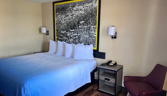 Super 8 by Wyndham Lumberton NC