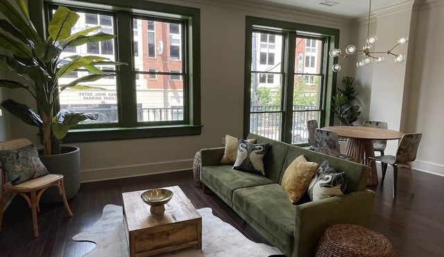 Urban Oasis-Downtown Columbia-Newly Renovated