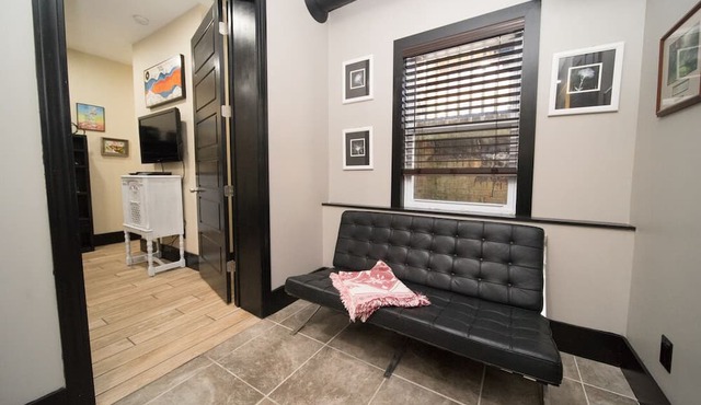 Relaxing at the Spacious Madison for Traveling Professionals