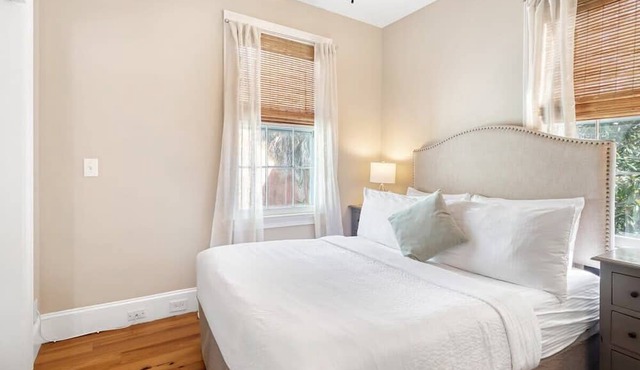 Bright & Secluded Apartment with Pool Access