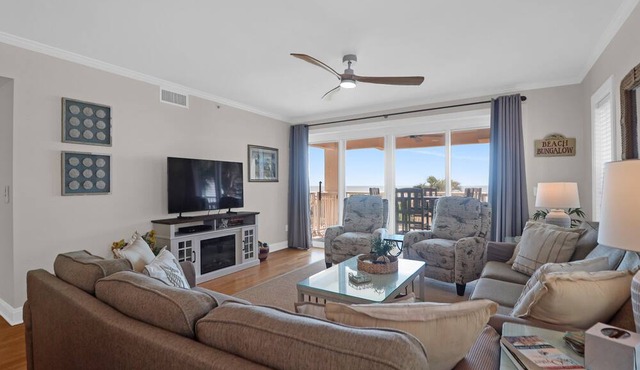 Oceanfront, private balcony w/steps to beach & pool, located on main strip - Ocean Palms 103