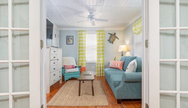 Mellow Yellow | Pet Friendly, Cottage, Fenced Yard
