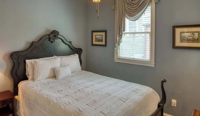 The Washington Square Carriage House