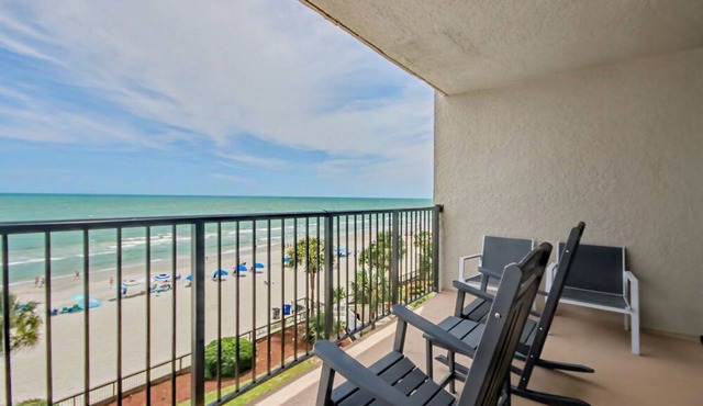 ~ Sea Breeze ~ Oceanfront 3 Bed condo in Arcadian One.