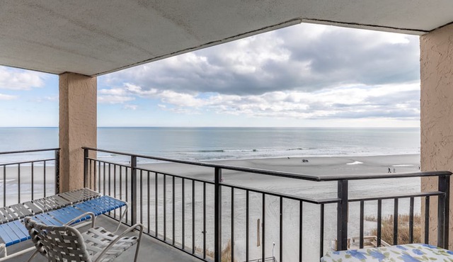 Surfmaster - Oceanfront 3 Bedroom/3 Bath Beautiful! Great Rates!