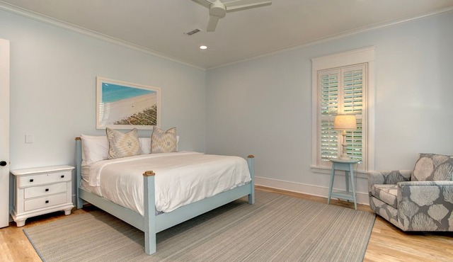 'Belle Mer'~ OCEAN FRONT, PRIVATE POOL, HOT TUB, ELEVATOR
