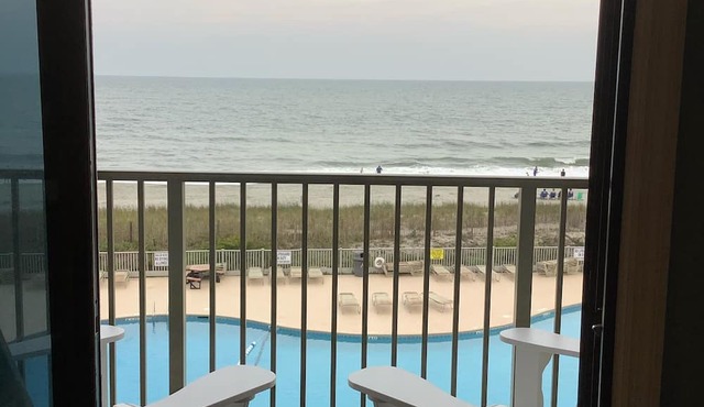 Myrtle Beach Resort-Direct Oceanfront-free waterpark/grills-Recently updated!