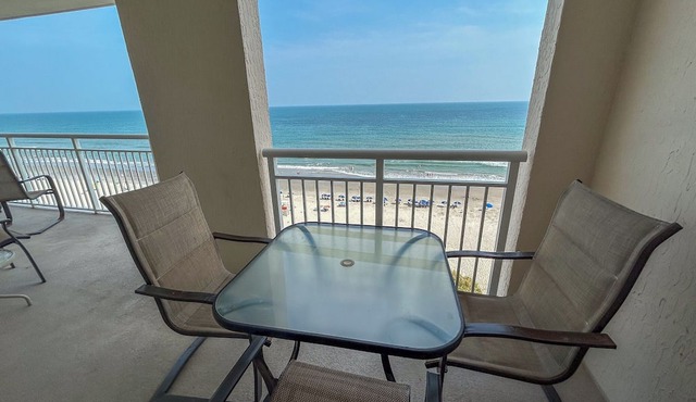 20% off Sat to Sat in Aug. 2BR 2BA oceanfront condo. Crescent Beach. Family fun