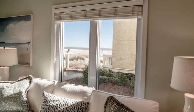 G-101 Port O’ Call - “Ocean Breeze” - with Ocean Views - Pool Access.