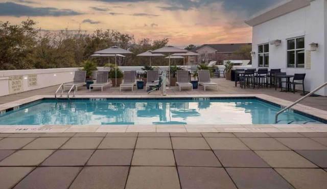 Near Ravenel Bridge | Pool. Bar & Dining