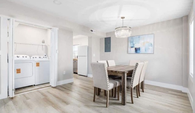 Entire 5BR Duplex Steps From Beach