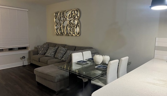 Cozy 1-bedroom Luxury condo in charming Charlotte
