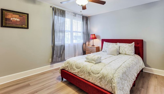 Extended Stay in Charleston! 5 Mi to Historic Dtwn in Charleston