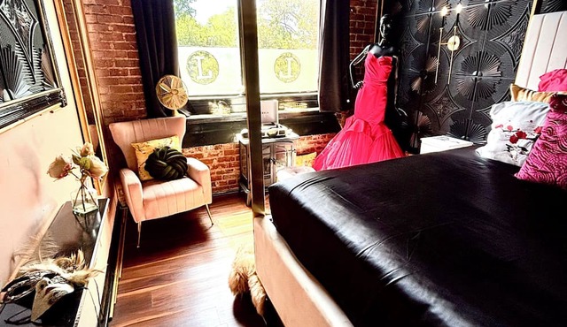 Lebouc's La Maison Verser - Bed, Bar, and Breakfast. Alcohol and Hookah Included