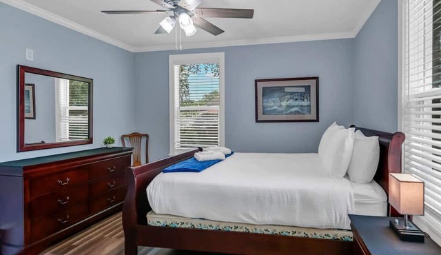 Capes Cottage | 1BR Near Rosewood