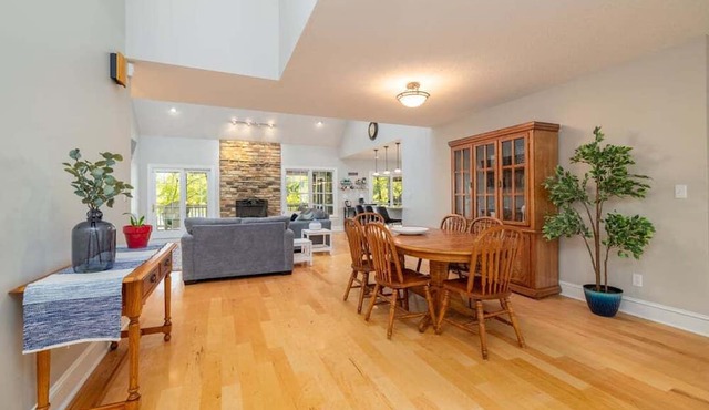 Shady Shores | Spectacular Views | Gameroom | Sleeps 18 in Bracey