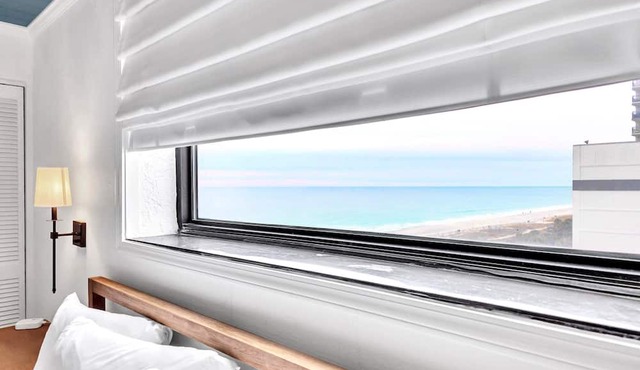 Stunning Direct Ocean Front by Convention Center