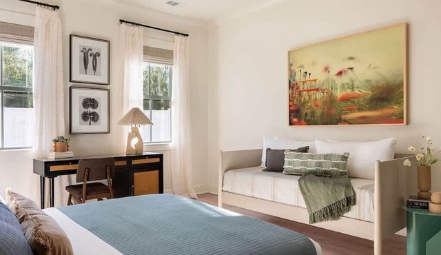 Spacious Savannah Home | Pool, Spa & Greens