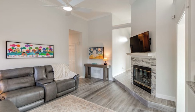4 Mi to Lake Murray: Pet-Friendly Home w/Pool!
