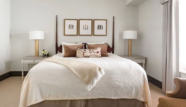 Charleston Loft | Exclusive Party-Friendly Rental