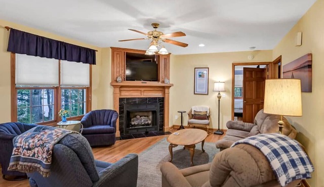 Heron`s Flight | Sleeps 6 on Lake Murray