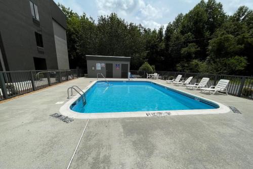 La Quinta Inn & Suites by Wyndham Fayetteville I-95