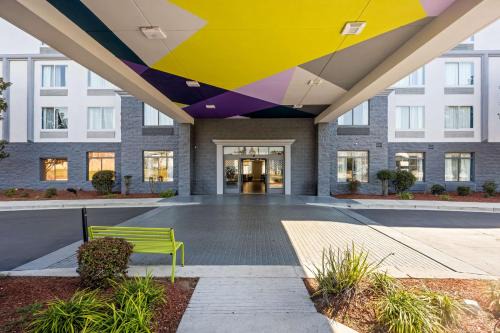 Spark by Hilton Port Wentworth Savannah